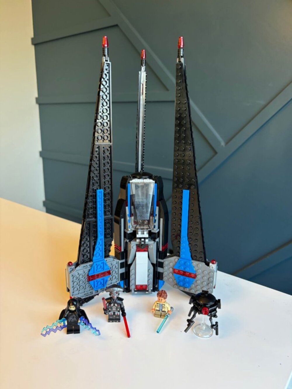 LEGO Star Wars: Tracker I (75185) Used 100% Complete W/ Minifigures And Manual